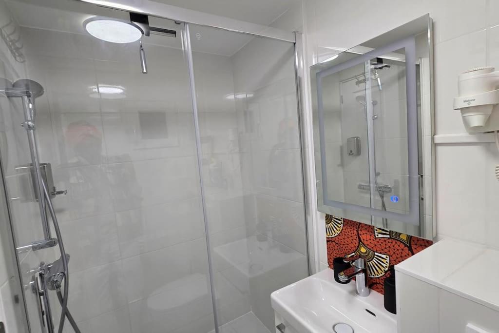 Studio Luxorange Massy  Exteriör bild